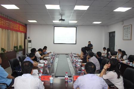 项目主持人白艳红教授汇报项目进展情况