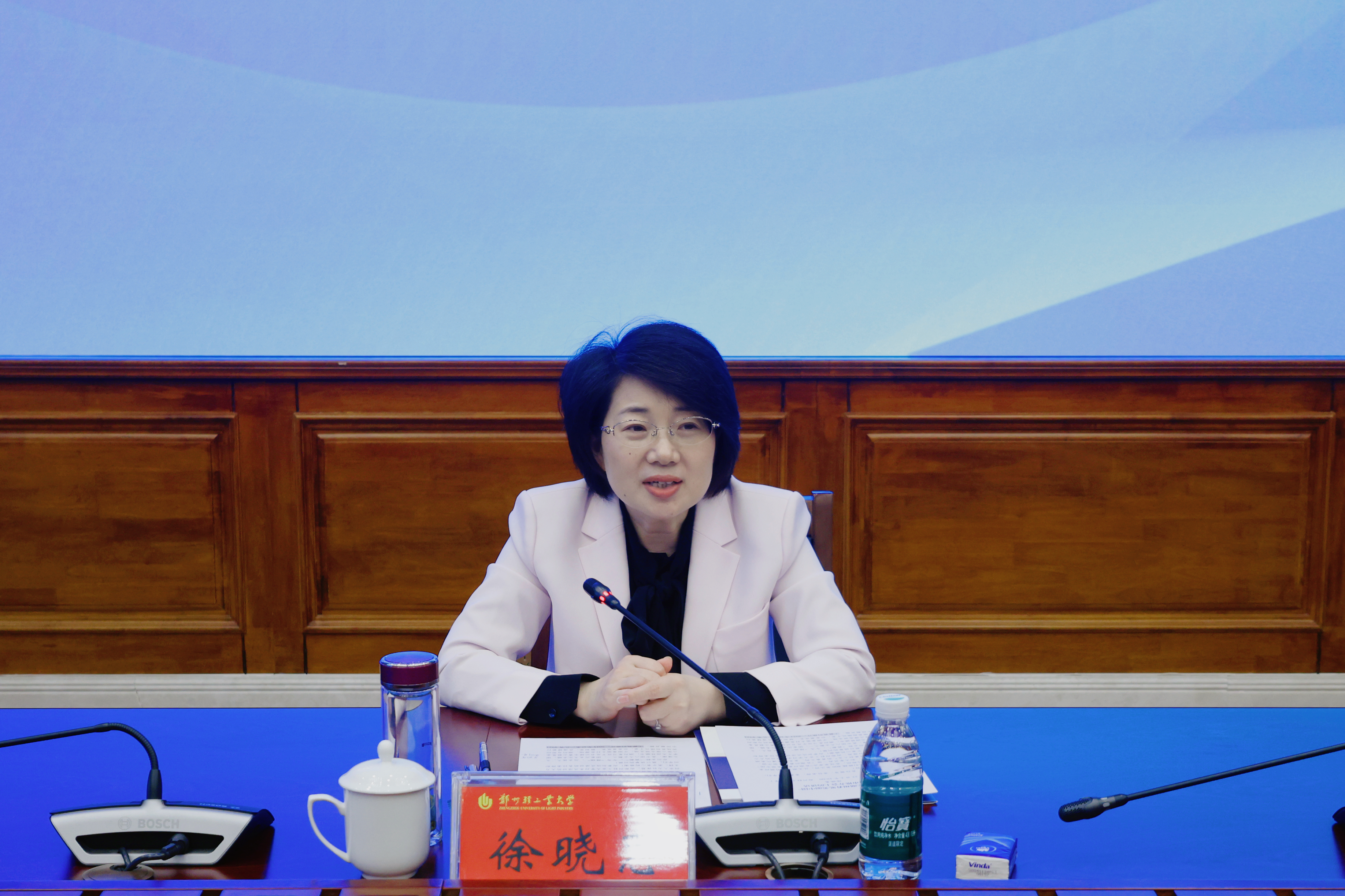 招聘会现场 招聘会现场