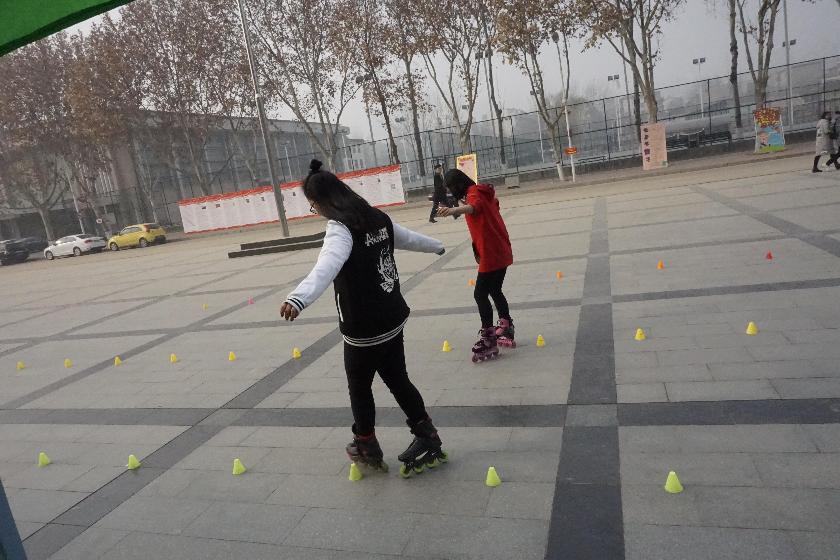 激烈紧张的女子组